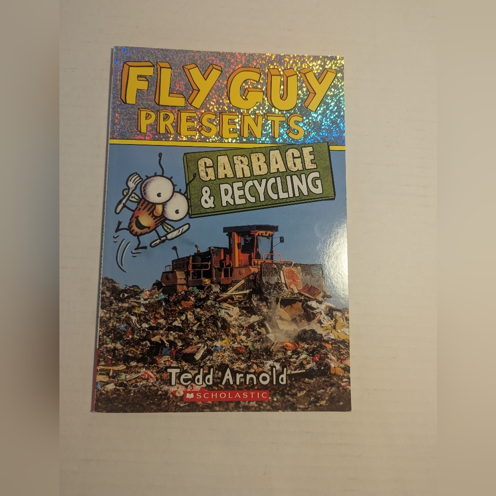 FLY Guy Presents Garbage and Recycling Level 2 I can Read Book 2nd Grade